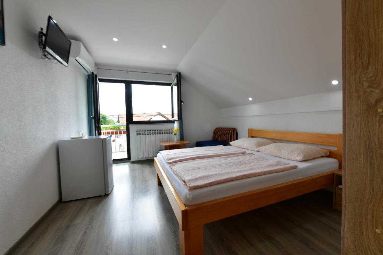 House Marinic Hotel Grabovac  Exterior foto